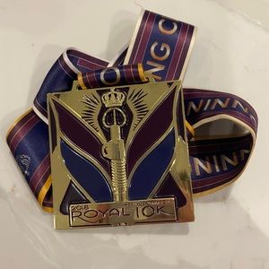 Harry Potter Hogwarts Running Club 2018 Royal 10K medal